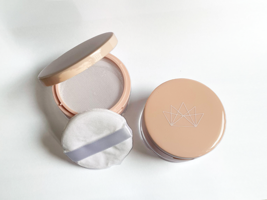 Illuminate Loose Powder with SPF 20 - Rania Hasna Nature Elements